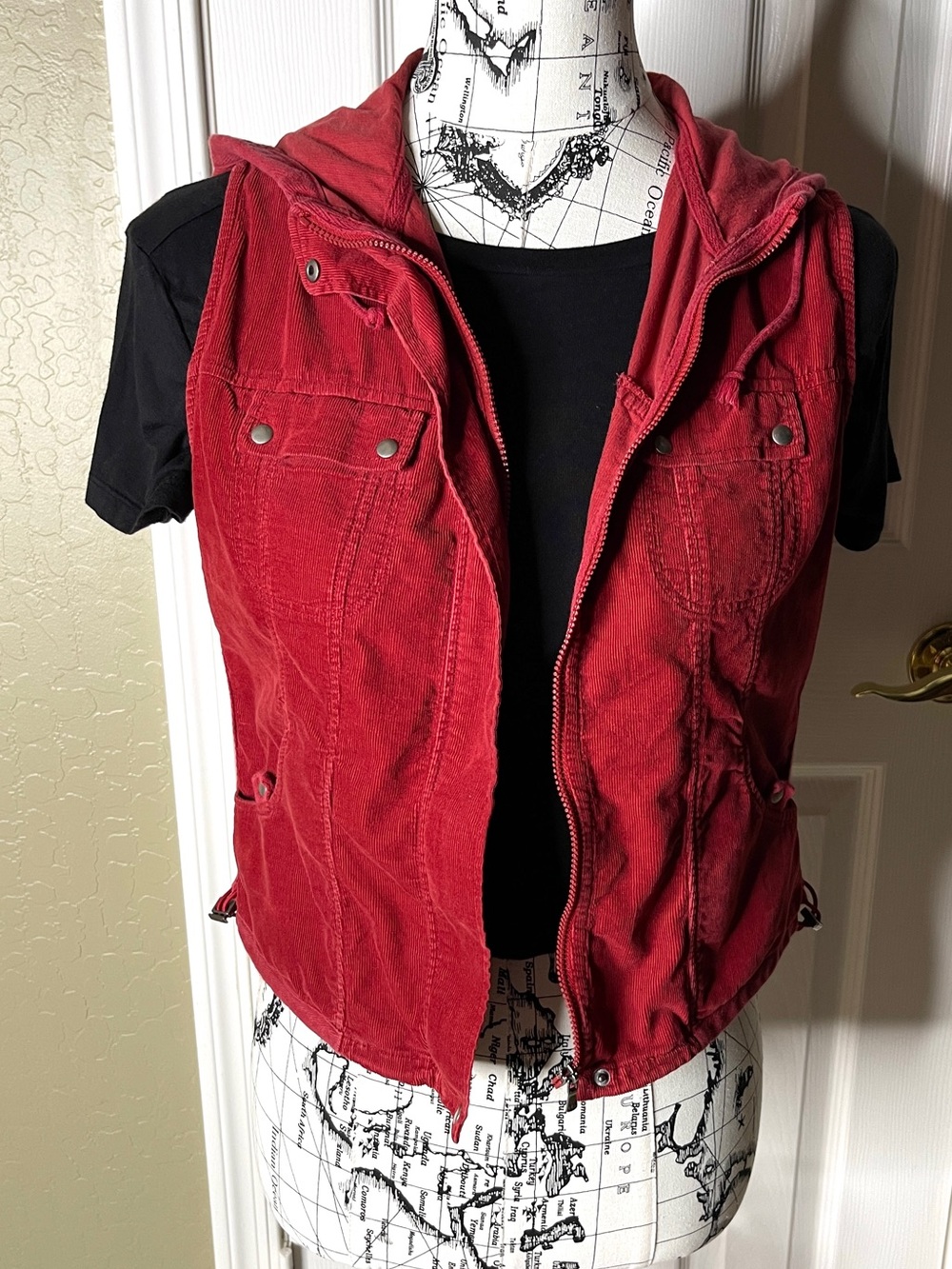 UNIONBAY Red Hooded Sleeveless Vest